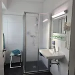 韩飞特酒店 酒店 哈莱恩